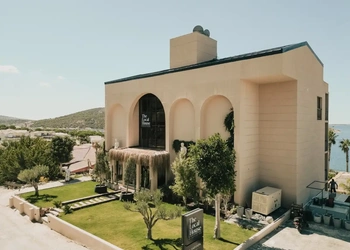 The Local House Ayasaranda - 12